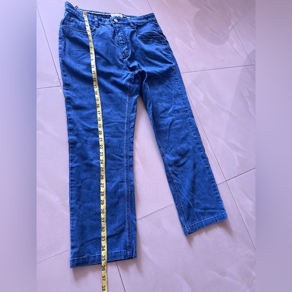 One In A Million" women's jeans, specifically the Legacy Contemporary fit. 32/33 - Picture 9 of 12